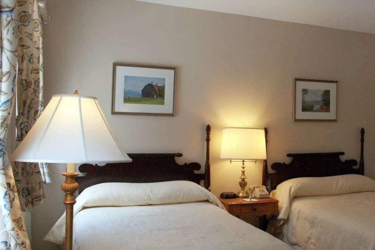 Premium bedding, individually decorated, blackout curtains