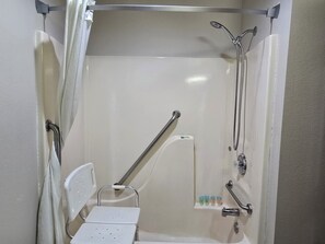 Basic-Einzelzimmer | Badezimmer