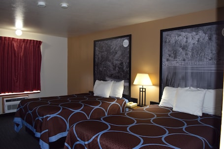 Standard Double Room. AmeriVu Inn & Suites