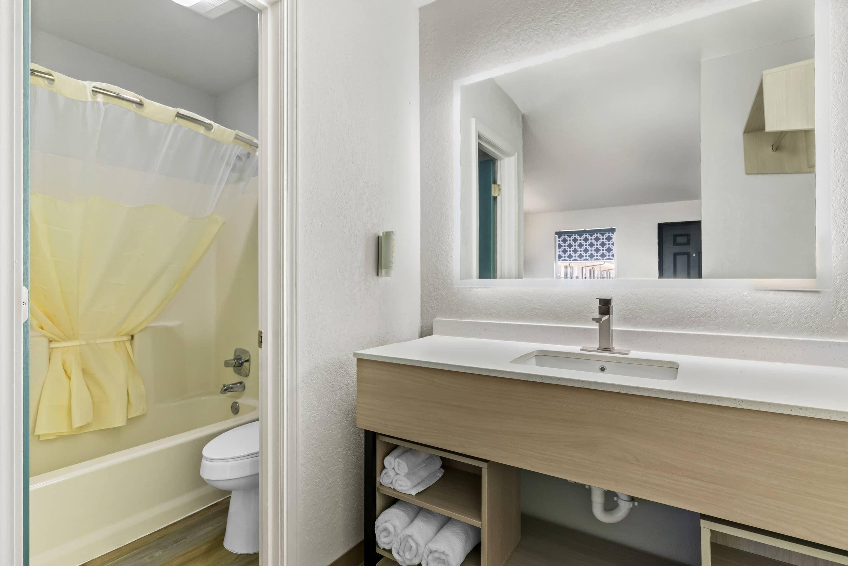 Standard Room, 2 Queen Beds, Non Smoking | Desk, laptop workspace, free WiFi, bed sheets