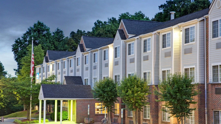 Microtel Inn by Wyndham Charlotte/University Place