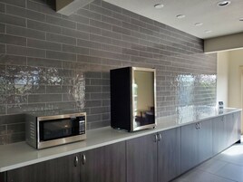 Desayuno completo gratuito y diario