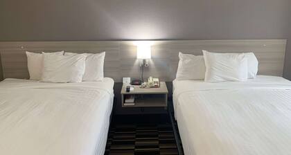 Microtel Inn by Wyndham Charlotte Airport