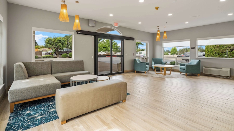 Best Western Lake Oswego/Portland Hotel & Suites