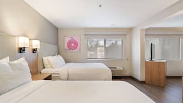 Roupas de cama premium, camas com colchões pillow-top, escrivaninha