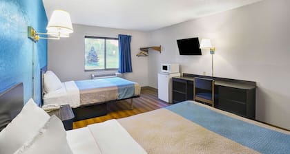 Motel 6 Montoursville, PA - Williamsport