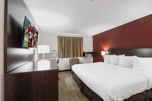 Escritorio, tabla de planchar con plancha y cunas gratuitas 