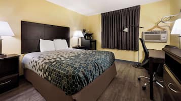 Standard Room, 1 Queen Bed, Non Smoking | Iron/ironing board, free cribs/infant beds, free WiFi, bed sheets