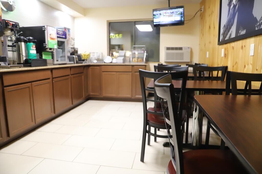 free daily on-the-go breakfast