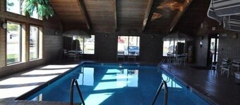 AmericInn by Wyndham Plymouth