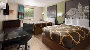 Escrivaninha, ferros/tábuas de passar roupa, Wi-Fi de cortesia