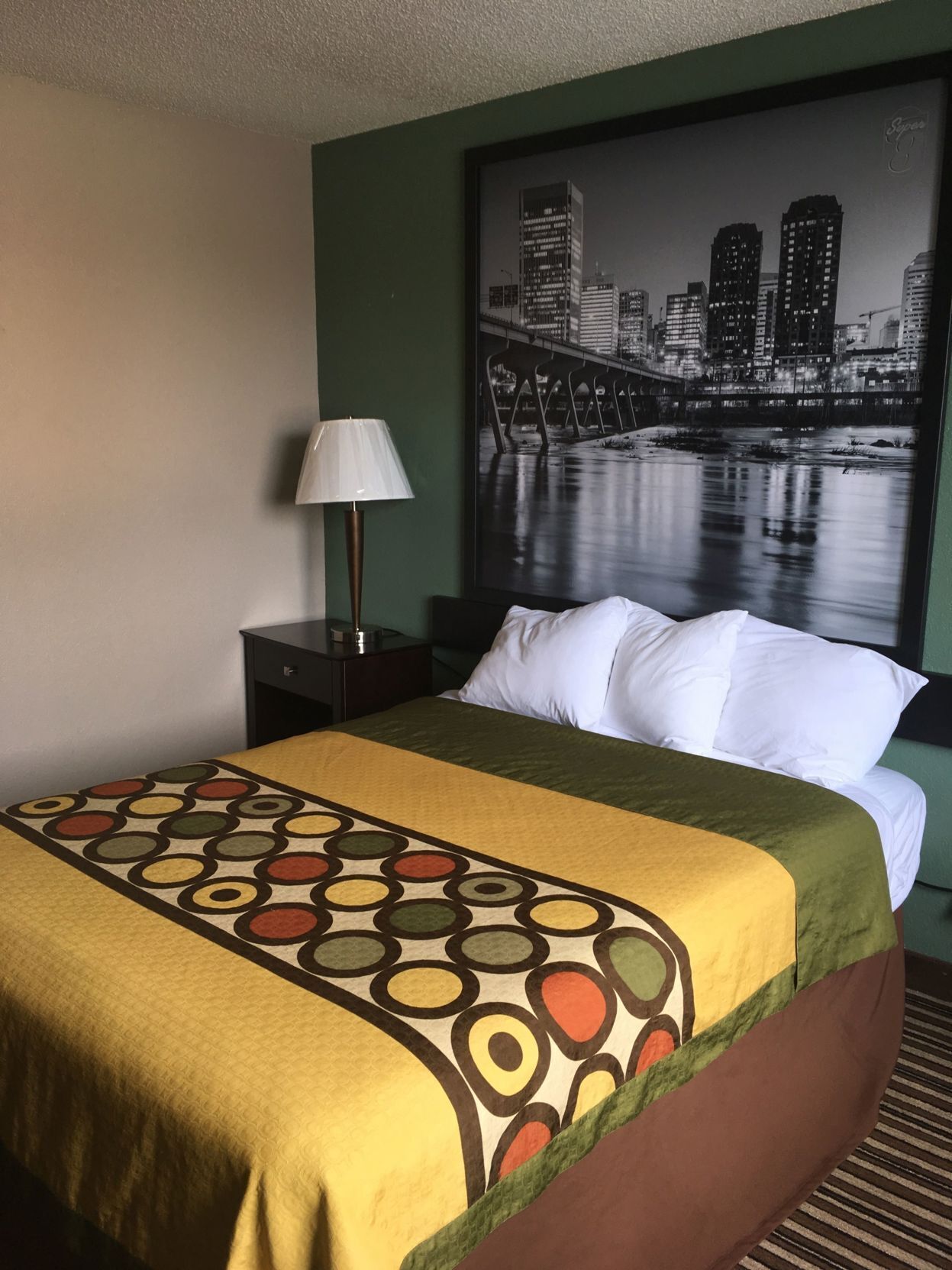 Desk, iron/ironing board, free WiFi, bed sheets