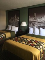 Escrivaninha, ferros/tábuas de passar roupa, Wi-Fi de cortesia