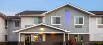 Super 8 by Wyndham South Boston VA