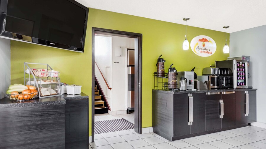 Super 8 by Wyndham Tappahannock VA