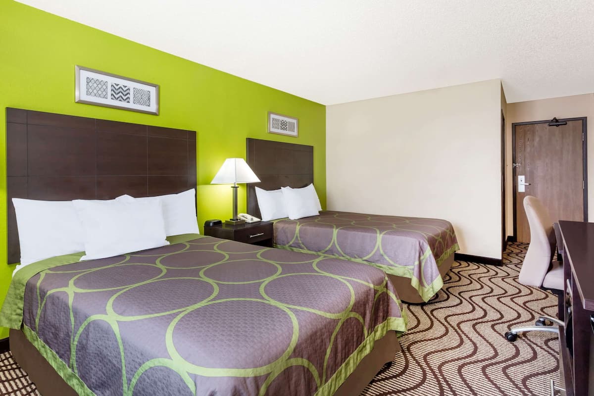 1 bedroom, in-room safe, desk, iron/ironing board