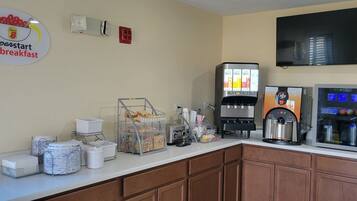 Termasuk sarapan segera setiap hari