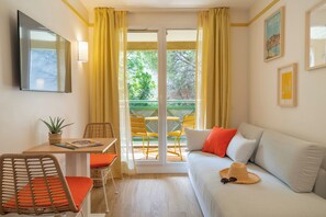 Living area - Hôtel Soléo Prado  (Marseille)