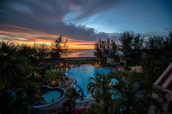 Exterior detail - Miri Marriott Resort & Spa (Miri)