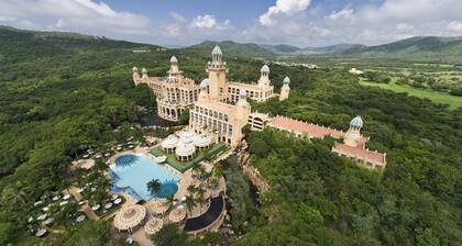 The Palace of the Lost City at Sun City Resort