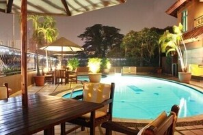 Pool - Travellers Suites Serviced Apartments (Medan)