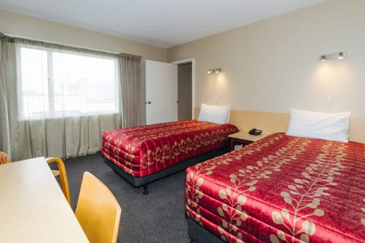 Chambre Supérieure avec lits jumeaux