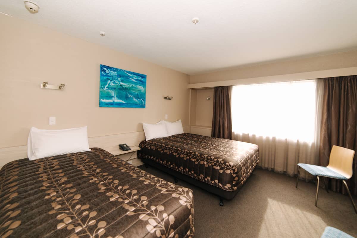 1 bedroom, in-room safe, iron/ironing board, free WiFi