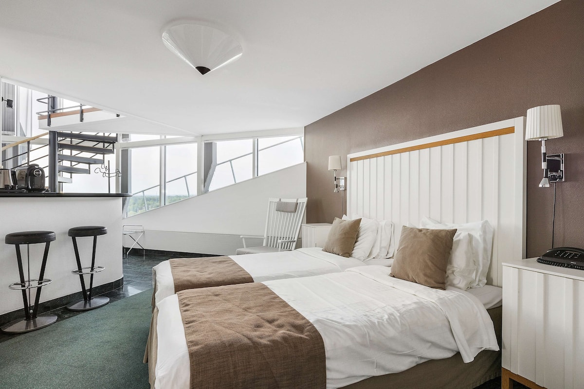 Suite, 1 cama King size, para no fumadores | 1 habitación, escritorio y espacio para trabajar con laptop