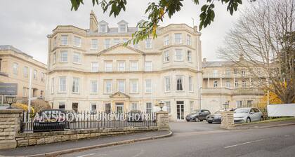 Lansdown Grove