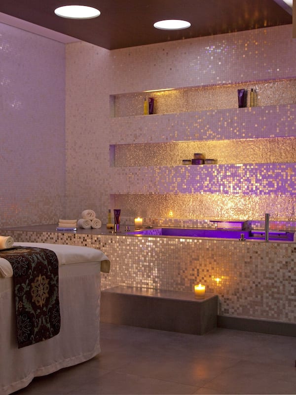 Sauna, Whirlpool, Dampfbad, Türkisches Bad/Hamam, Körperbehandlungen