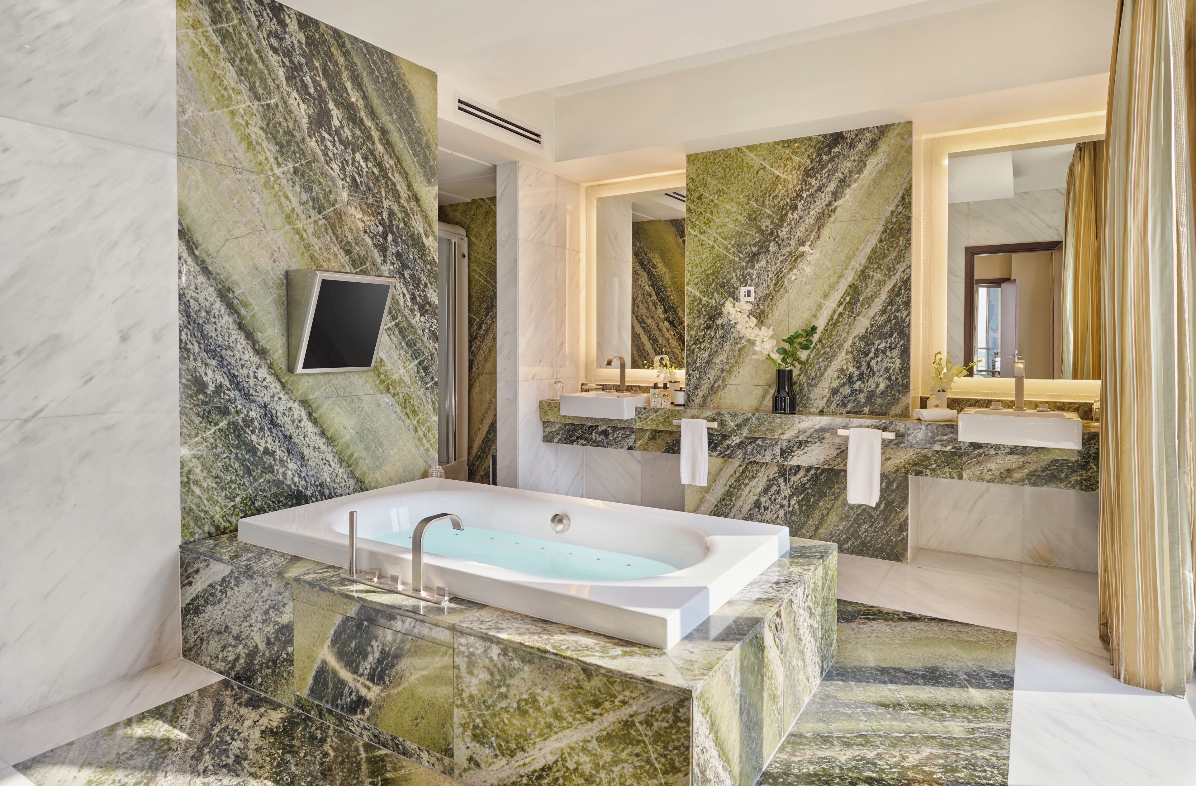 suite (penthouse) | bathroom | separate bathtub and shower, deep-soaking bathtub, rainfall showerhead