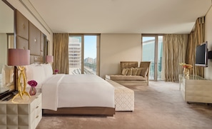 Suite (Al Faisaliah)