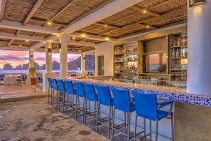 Bar-salon