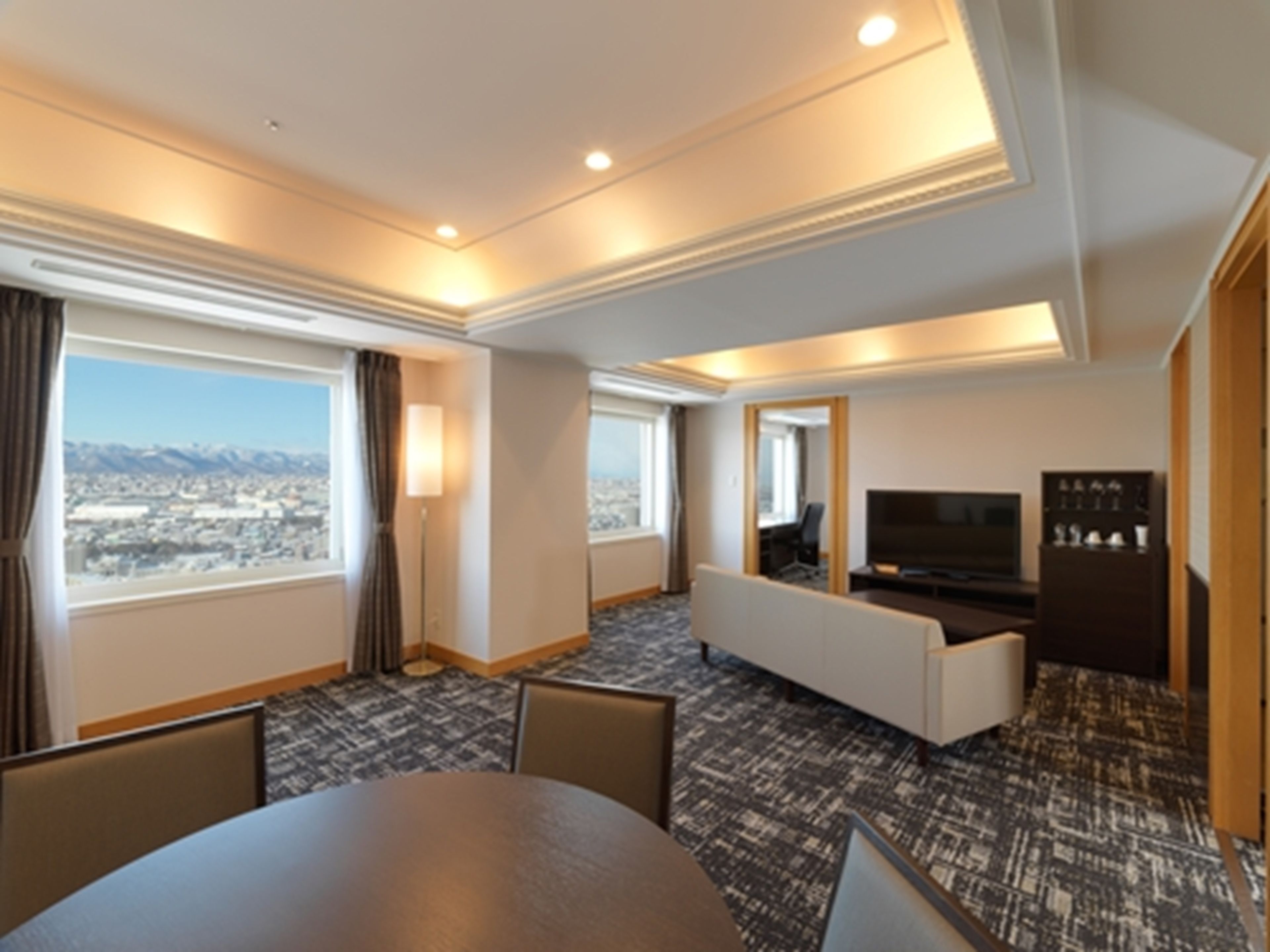 sky view suite non smoking | 1 bedroom, premium bedding, in-room safe, desk