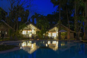 Villa, 1 letto king, vista piscina, lato spiaggia | Vista dalla camera