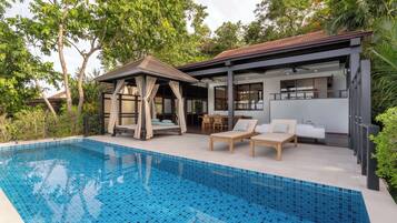Tongsai Seaview Pool Villa | Bathroom