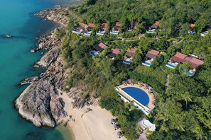 2 outdoor pools, open 7:00 AM to 7:00 PM, free pool cabanas - Garrya Tongsai Bay Samui (Koh Samui)