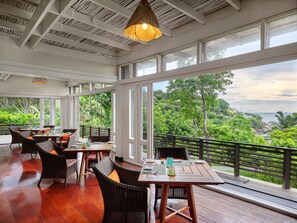 Free daily buffet breakfast - Garrya Tongsai Bay Samui (Koh Samui)