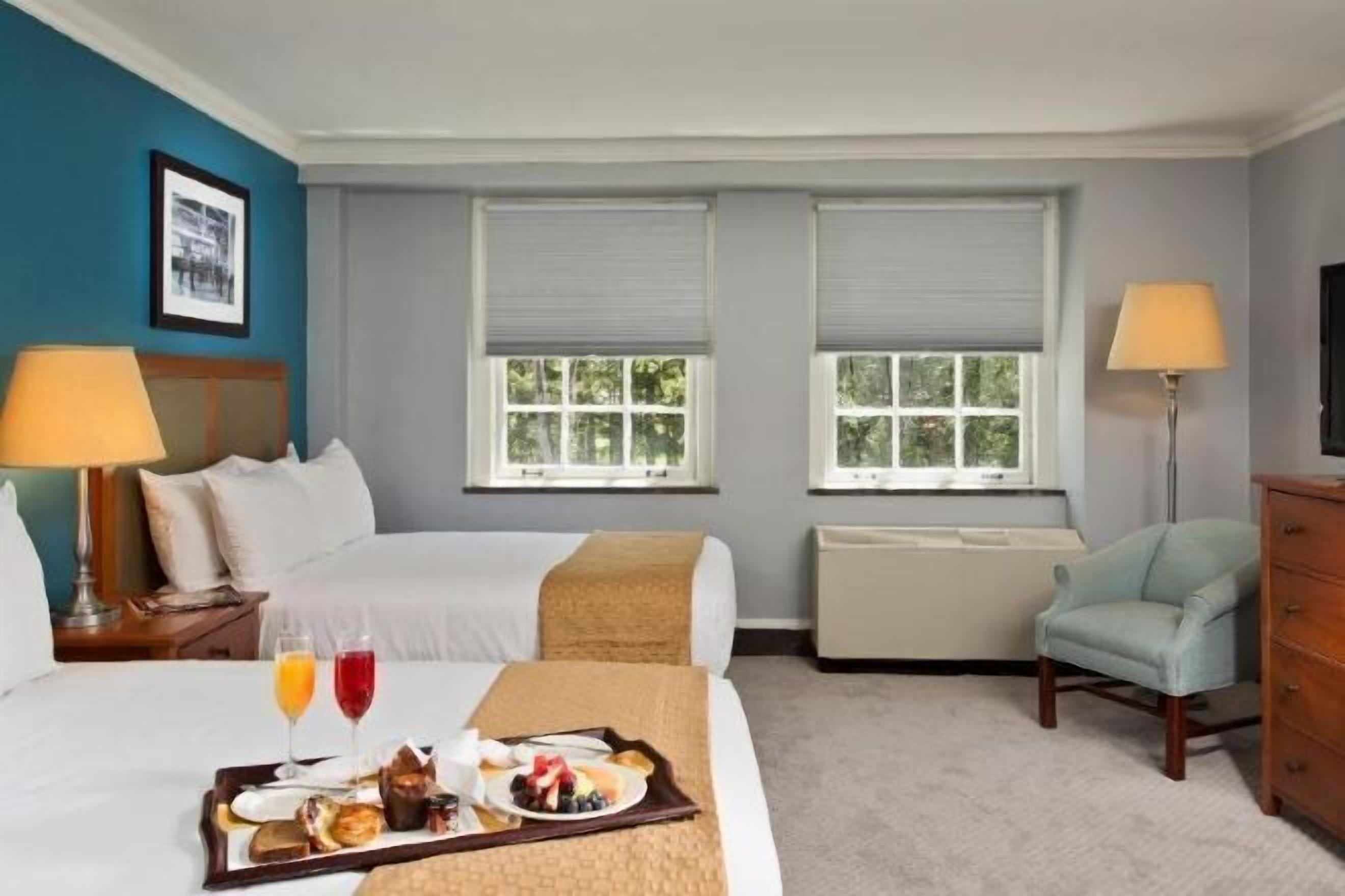 In-room safe, iron/ironing board, free WiFi, bed sheets