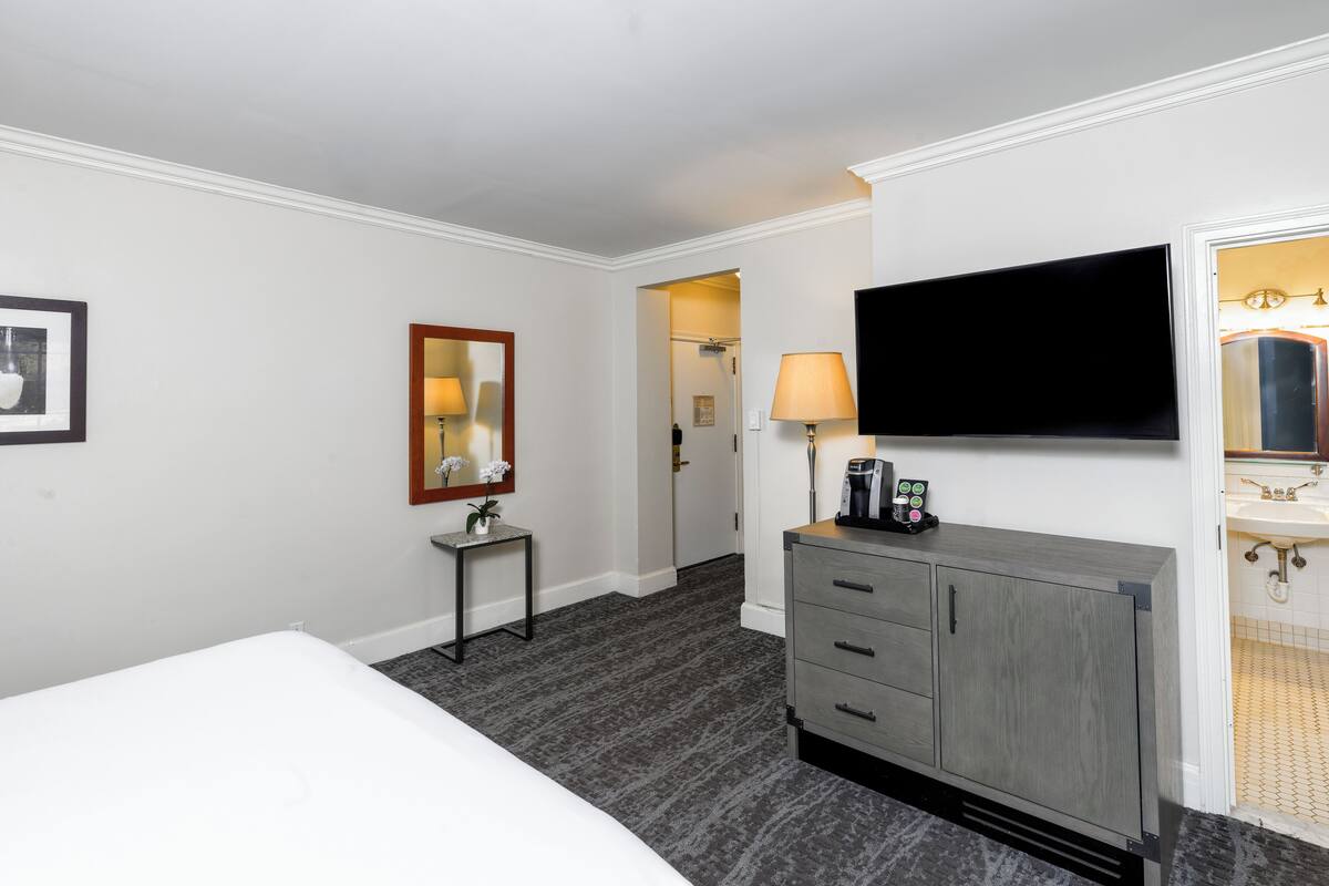 Chambre Standard, 1 grand lit (Accessible)