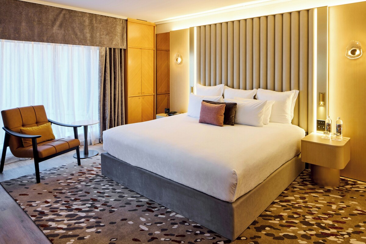 Junior Room, 1 Katil Raja (King), City View | Peralatan tempat tidur premium, katil Select Comfort 