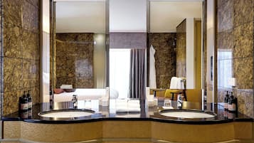 Premium bedding, Select Comfort beds, in-room safe, blackout curtains