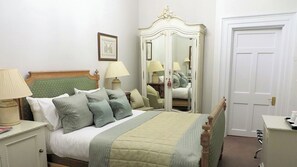 Cosy Classic Double | 高档床上用品、客房内保险箱、特色装修、特色家居