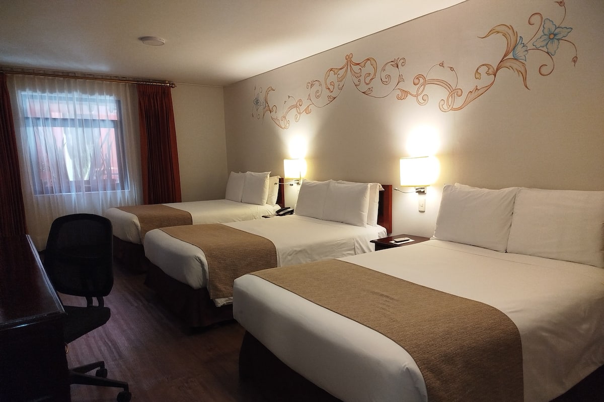 Standard Triple Room, Multiple Beds, Non Smoking (Standard Triple)