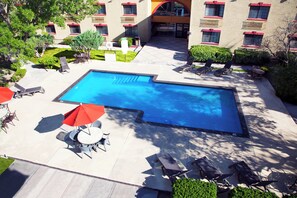 Seasonal outdoor pool
