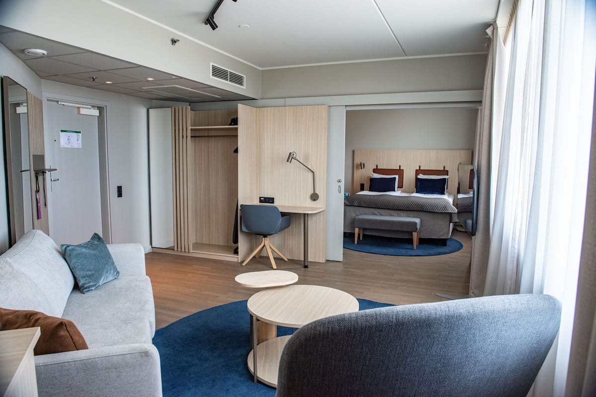Suite, 1 Double Bed with Sofa bed, Non Smoking | Hypo-allergenic bedding, desk, laptop workspace, blackout drapes