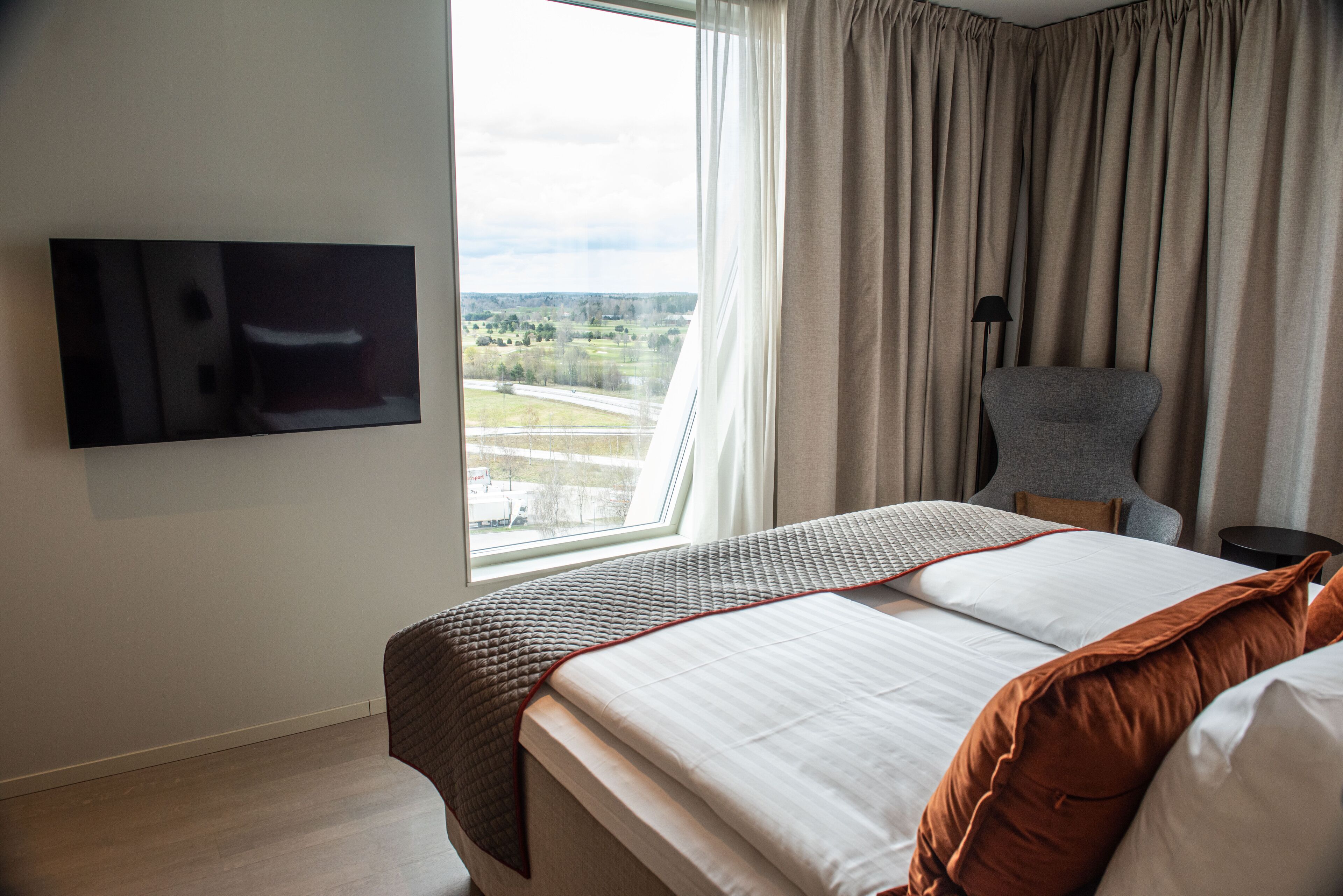 suite, 1 double bed with sofa bed, non smoking | hypo-allergenic bedding, desk, laptop workspace, blackout curtains