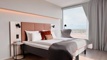 Allergikerbettwaren, Schreibtisch, laptopgeeigneter Arbeitsplatz