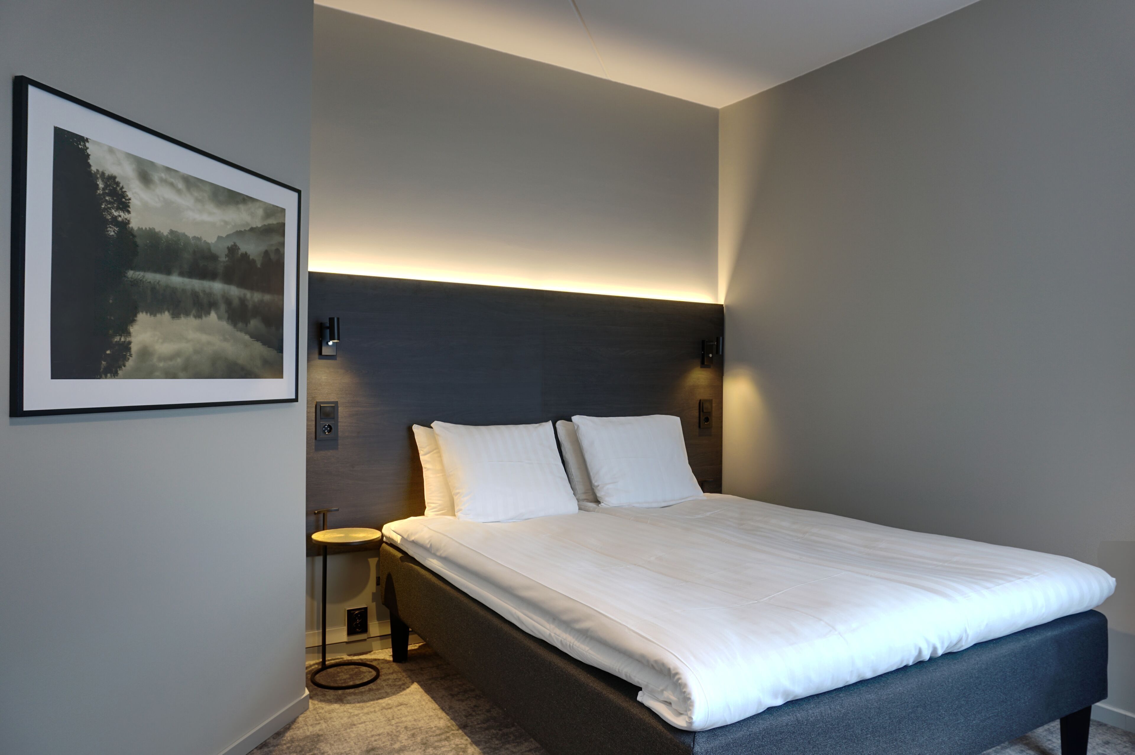 Desk, blackout curtains, free WiFi, bed sheets