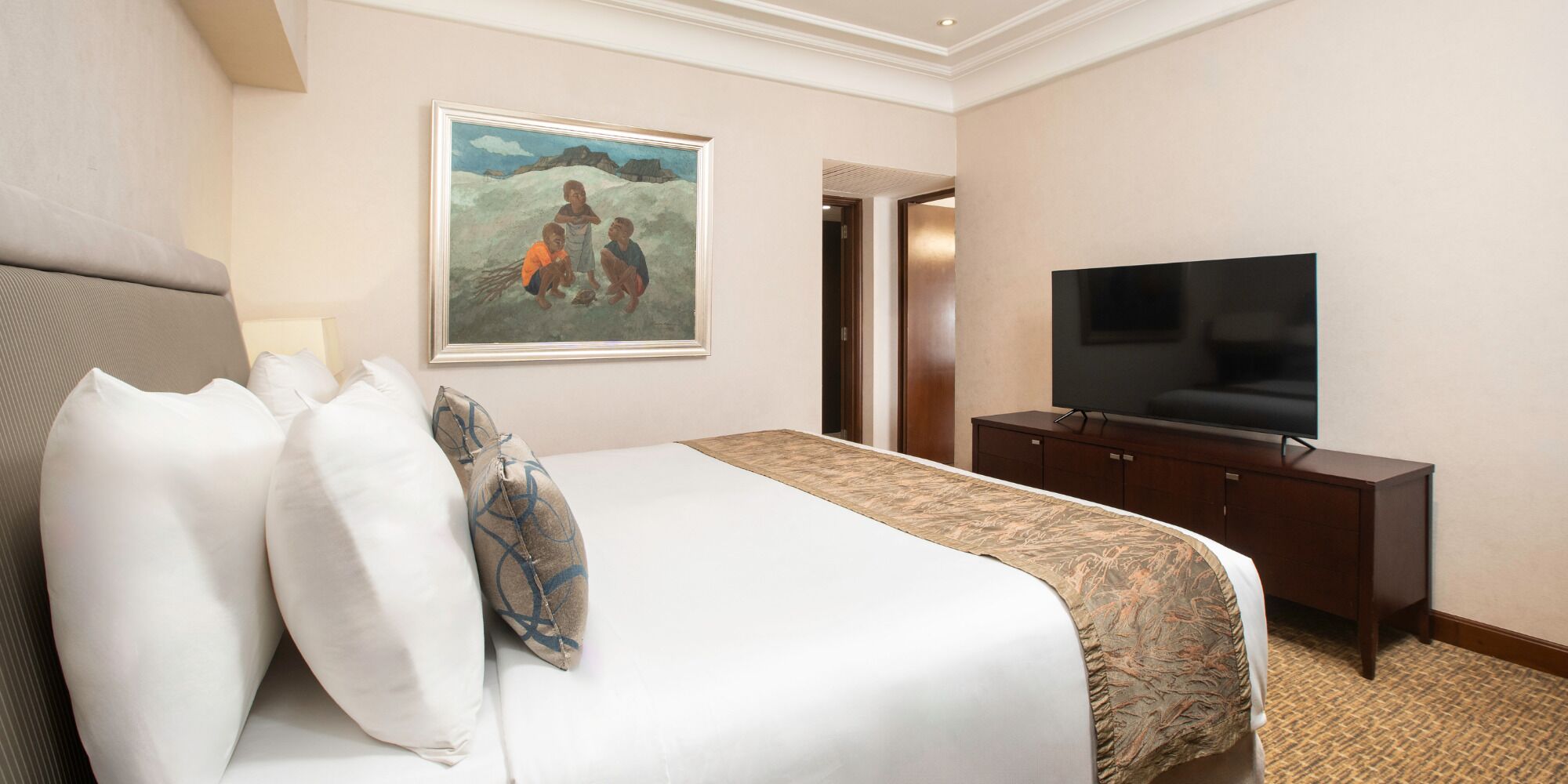 ambassador suite | premium bedding, in-room safe, desk, iron/ironing board